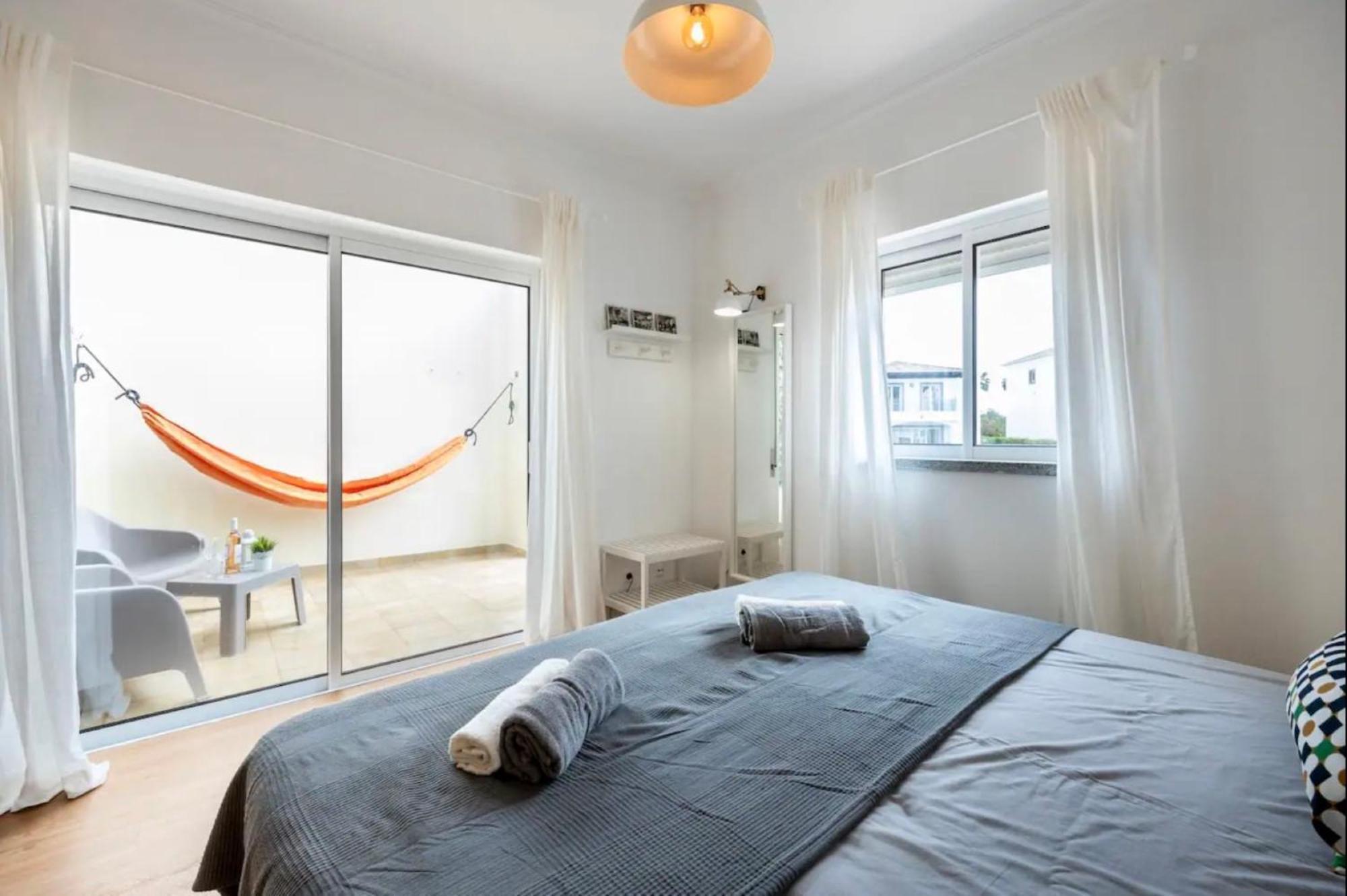 Casa Claudia - Cond Atalaia Villa Lagos Eksteriør billede