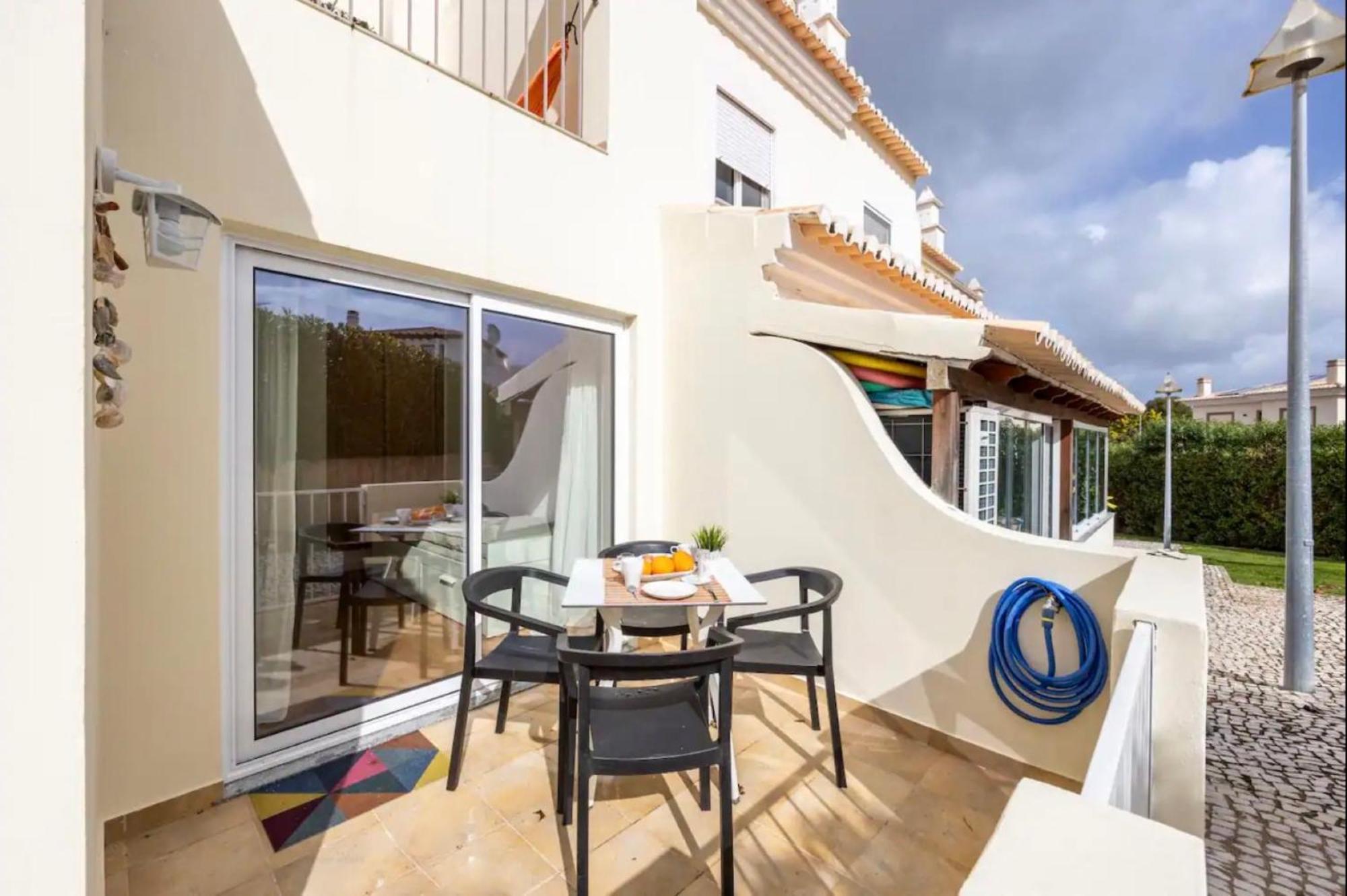Casa Claudia - Cond Atalaia Villa Lagos Eksteriør billede